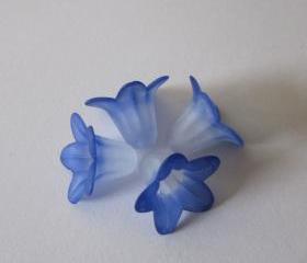 Midnight Blue Two Tone Hand Dyed Lily Frosted Flower (6)